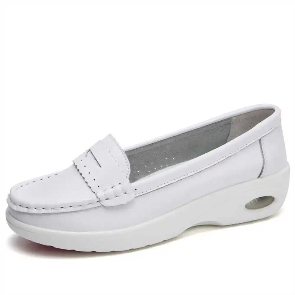 Thick Sole Slipon White Traine - Vintage Fashion Collecting And Wearing Designer Classics avaliação e preço