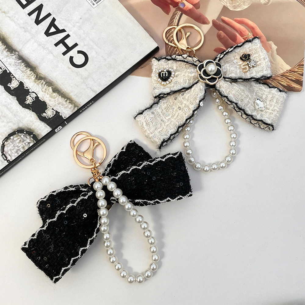 2026 Women's Cloth Bowknot Key - Vintage Fashion Ornaments avaliação e preço