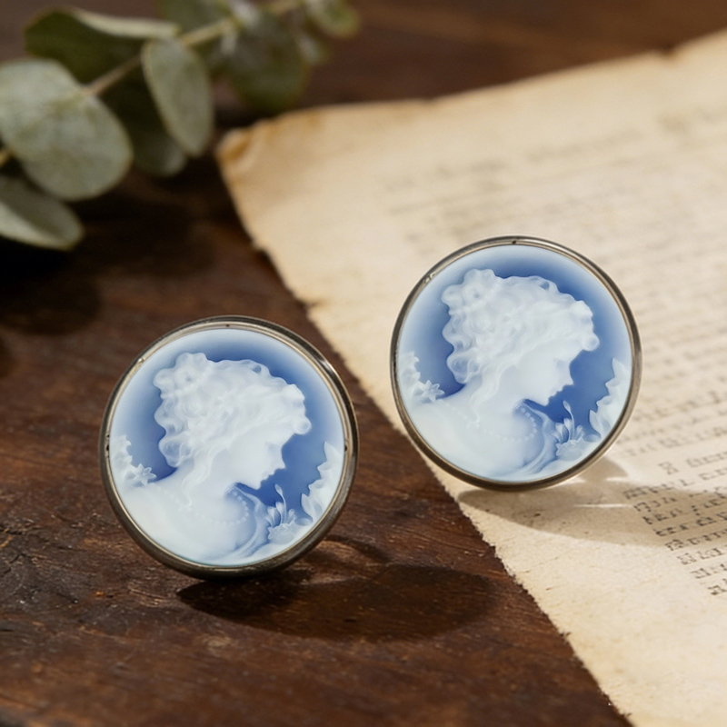 Vintage Cameo Glass Stud Earri - Vintage Victorian Fashion avaliação e preço